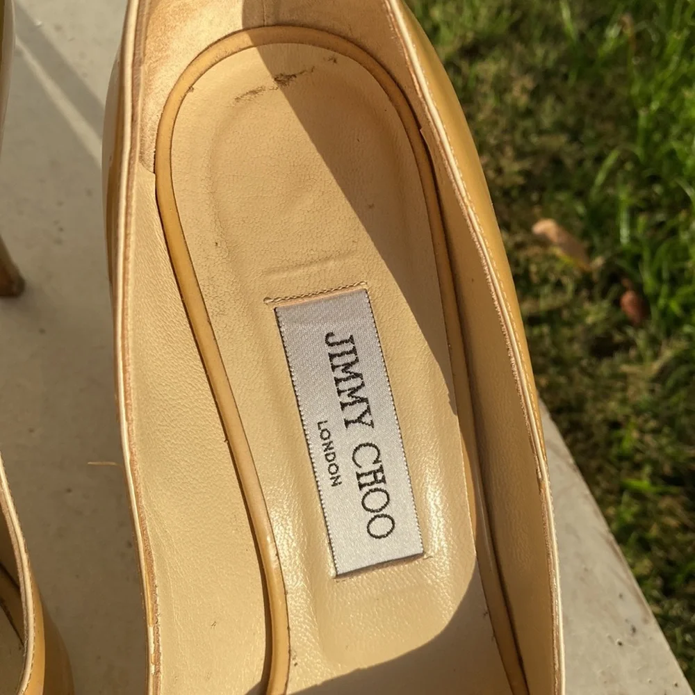 Jimmy Choo patent leather heels - Picture 2 of 9